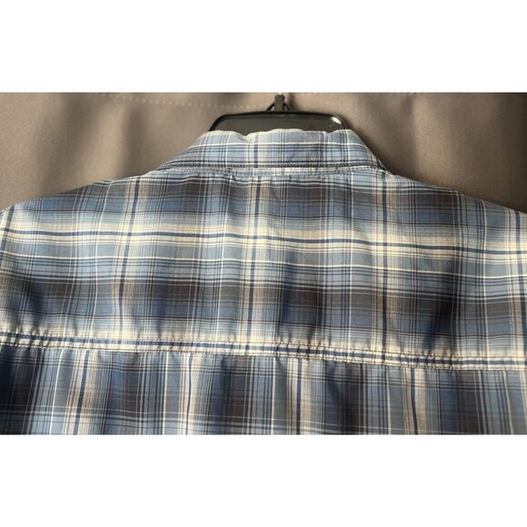 Kuhl Shirt Large Blue Plaid Button Up Short Sleeve Mountain Grown Outdoor Pocket - Picture 9 of 12